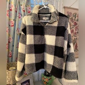 Thread & Supply Sherpa Pullover Fleece